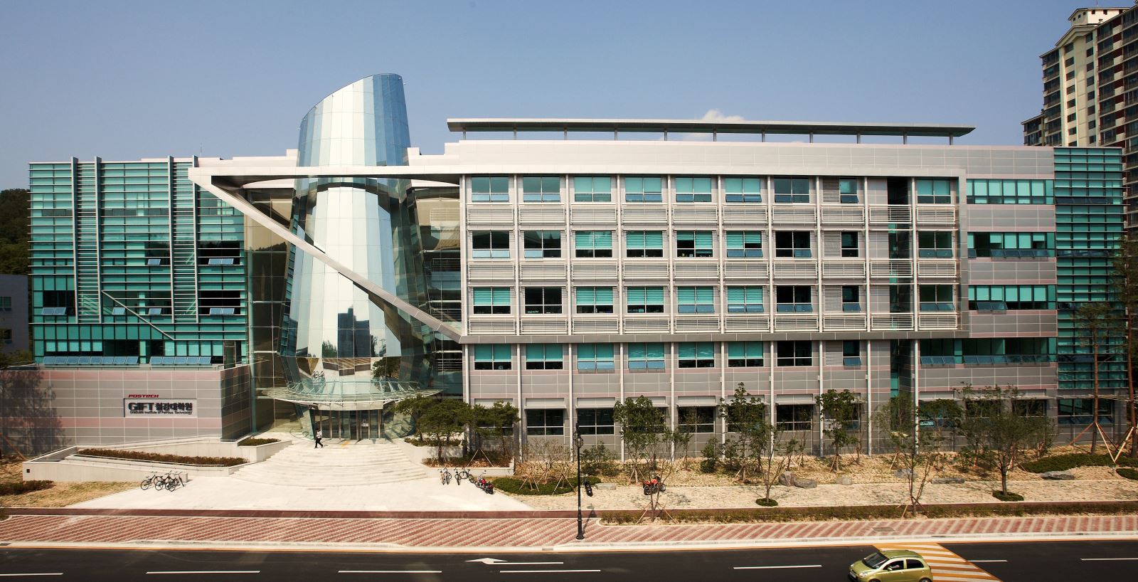 Đại học Khoa học và Công nghệ Pohang.jpg (253 KB)